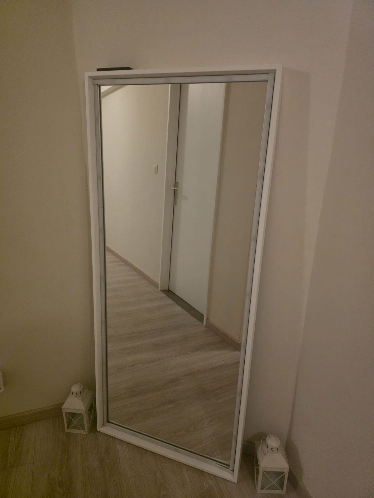 Grote spiegel van ikea met licht, Ophalen