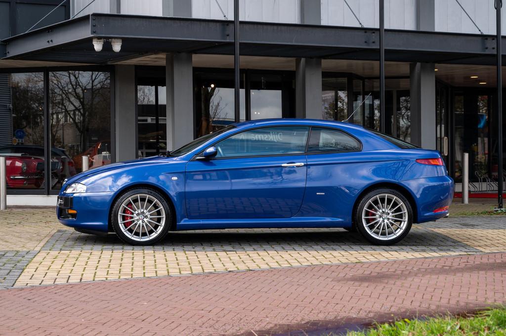 Alfa Romeo GT 3.2 V6 24V (bj 2004), Auto's, Alfa Romeo, 1385 kg, 239 pk, Zwart, Overige kleuren