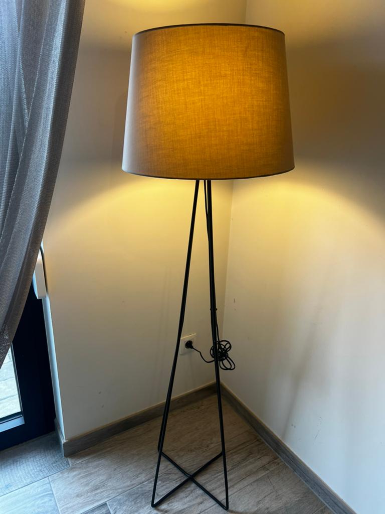 Ikea vloerlamp met stoffen kap, Huis en Inrichting, Lampen | Vloerlampen, Ophalen