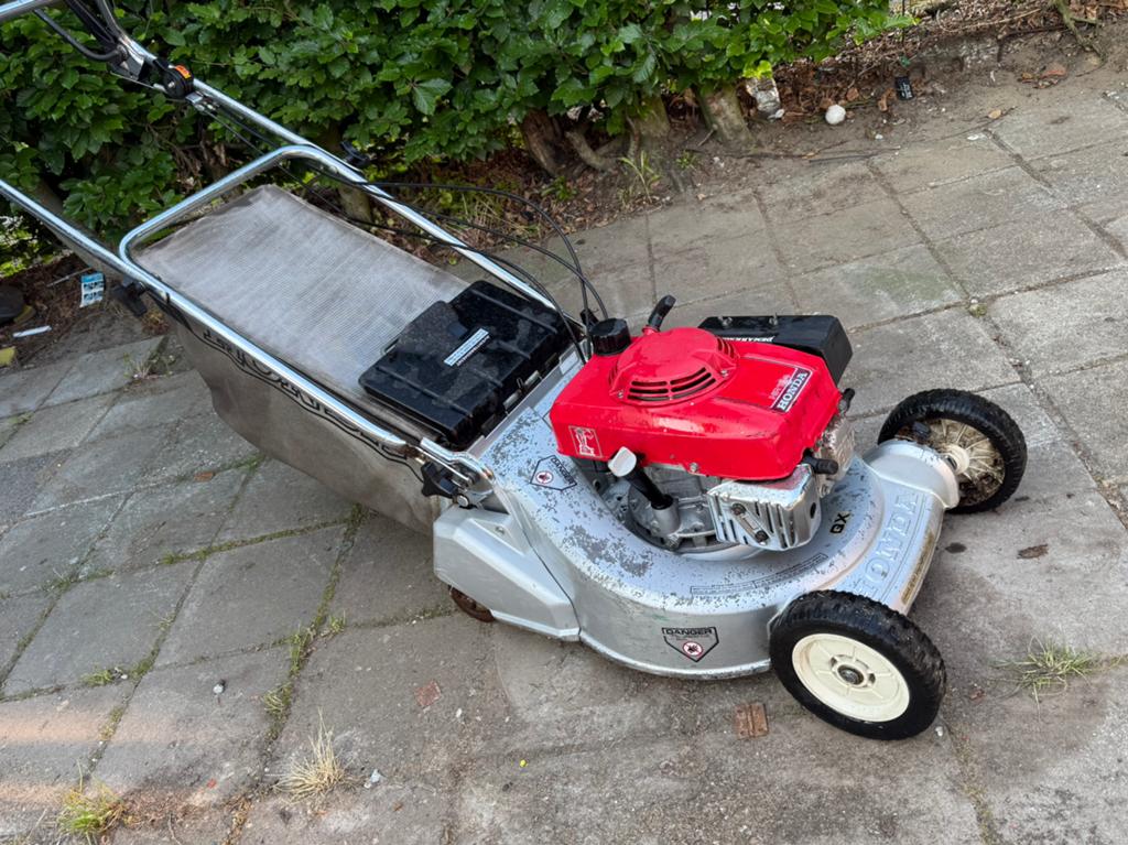 Honda HR194 benzine grasmaaier met rol onderhoud nodig, Tuin en Terras, Ophalen, Zo goed als nieuw, Opvangbak