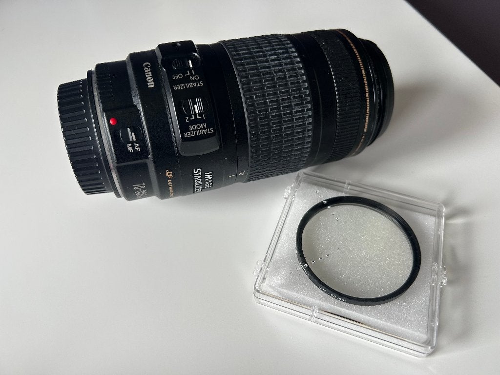 Canon EF 70-300 mm f/4-5.6 IS USM – État impeccable, Téléobjectif, Comme neuf, 300 mm, Filtre inclus