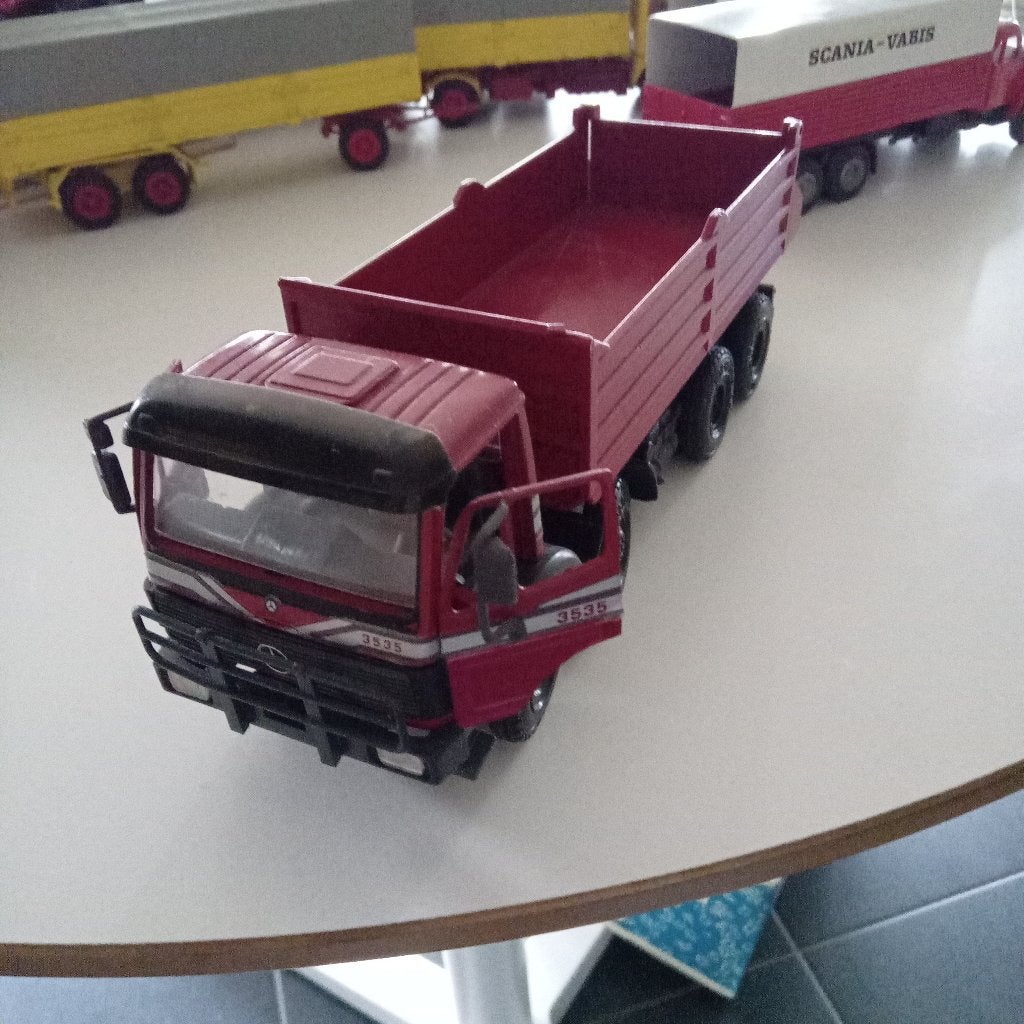 CAMION MERCEDES 3535 -NZG-8X4, Envoi, NZG