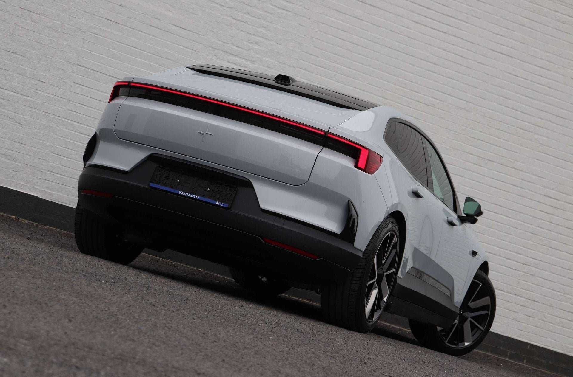 Polestar 4 100 kWh Long Range Dual Motor - Plus&Pilot/NappaL, Automaat, 544 pk, 5 zetels, 400 kW