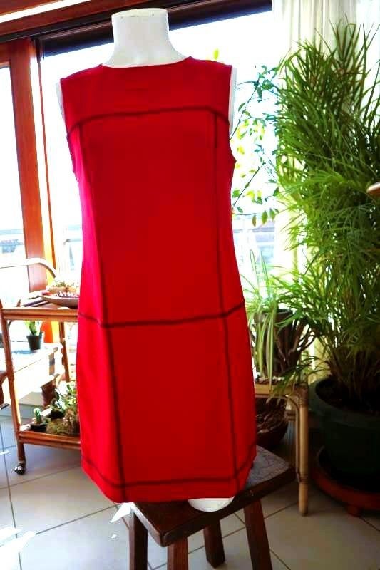 bijzonder prachtig rood sterke jurk, Kleding | Dames, Maat 38/40 (M), Vittoria Crocetta Italia, Ophalen of Verzenden, Zo goed als nieuw