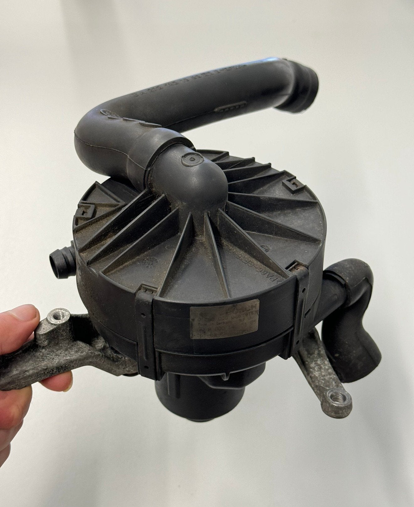 Pompe à air secondaire Mercedes-Benz A0001405185 originale, Enlèvement ou Envoi, Utilisé, Mercedes-Benz