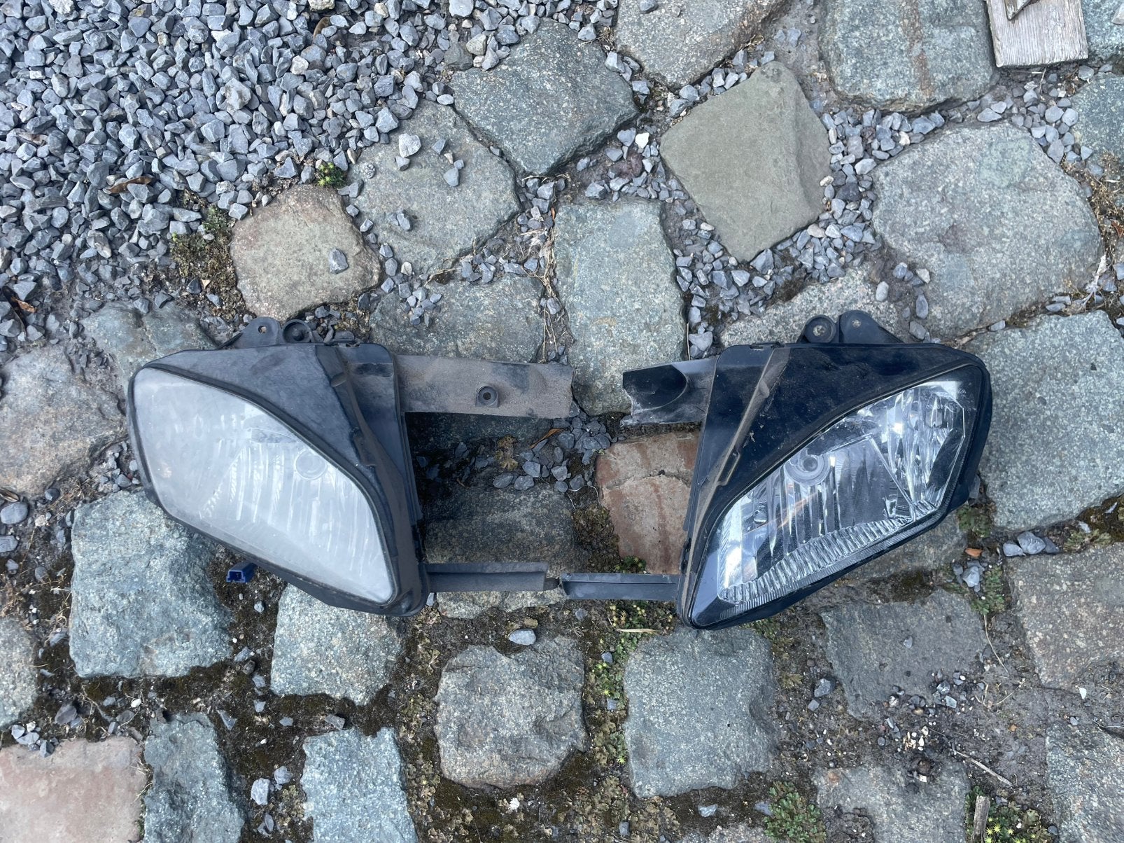 Koplamp in 2 stukken r6 2006-2007, Motos, Enlèvement ou Envoi