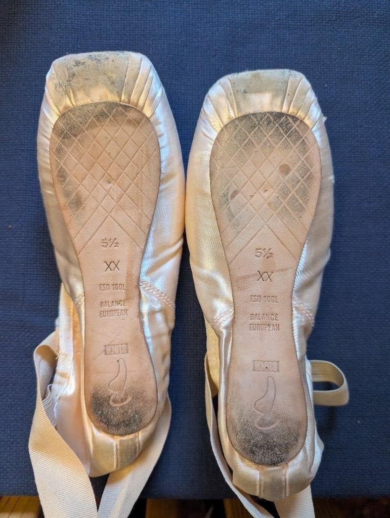 Chaussons pointes de danse classique, Ophalen of Verzenden, Gebruikt, Schoenen