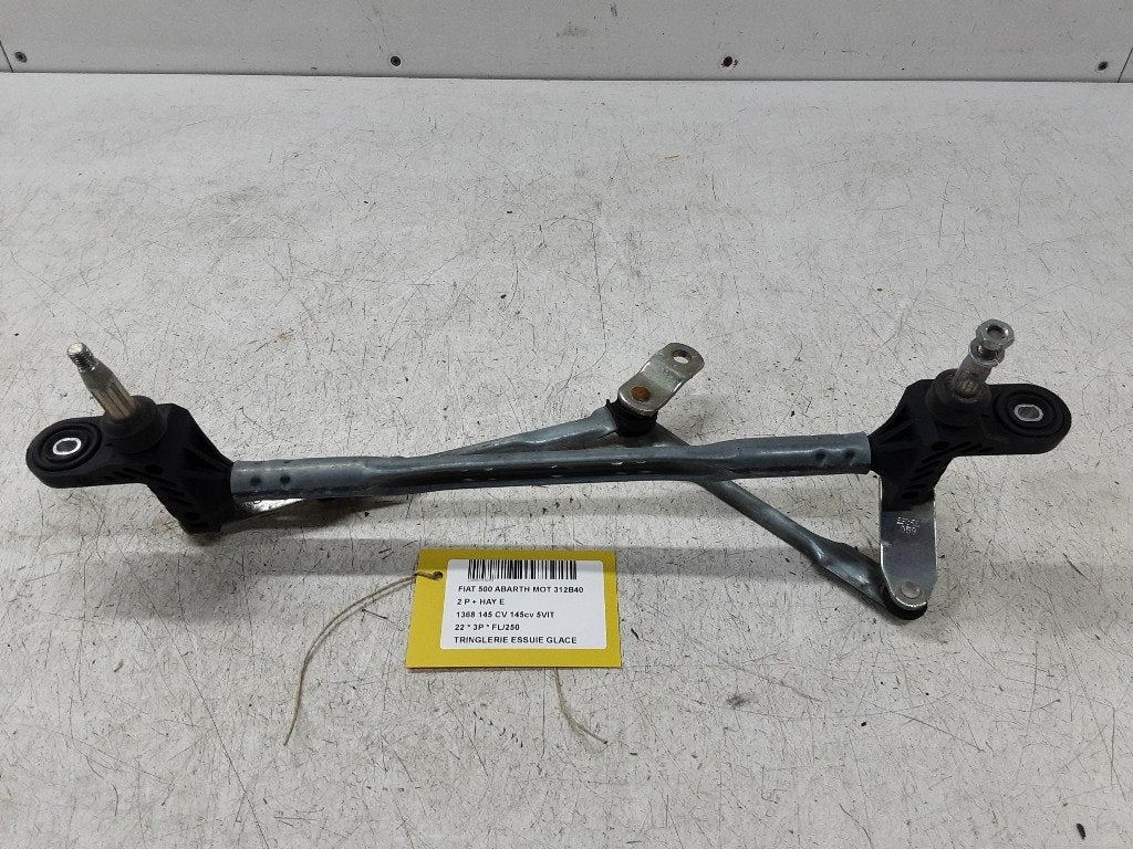 RUITENWISSER MECHANIEK Abarth 500 / 595 / 695 (01-2008/-), Taurusavenue 1
2132 LS  Hoofddorp, NL, Webaccessibility@stellantis.com