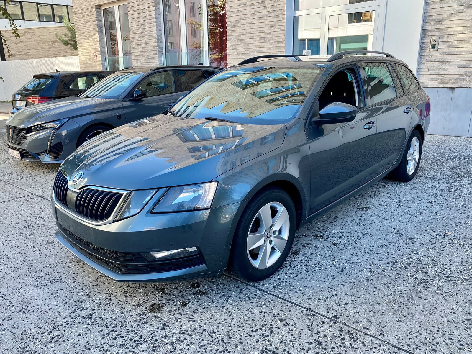 Skoda Octavia 1.6 TDI DSG’, Autos, Argent ou Gris, Achat, Euro 6, Entretenue par le concessionnaire