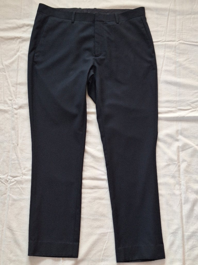 Pantalon homme habillé bleu marine »H&M » taille L, Vêtements | Hommes, Pantalons, Comme neuf, Taille 52/54 (L), Bleu, Enlèvement ou Envoi