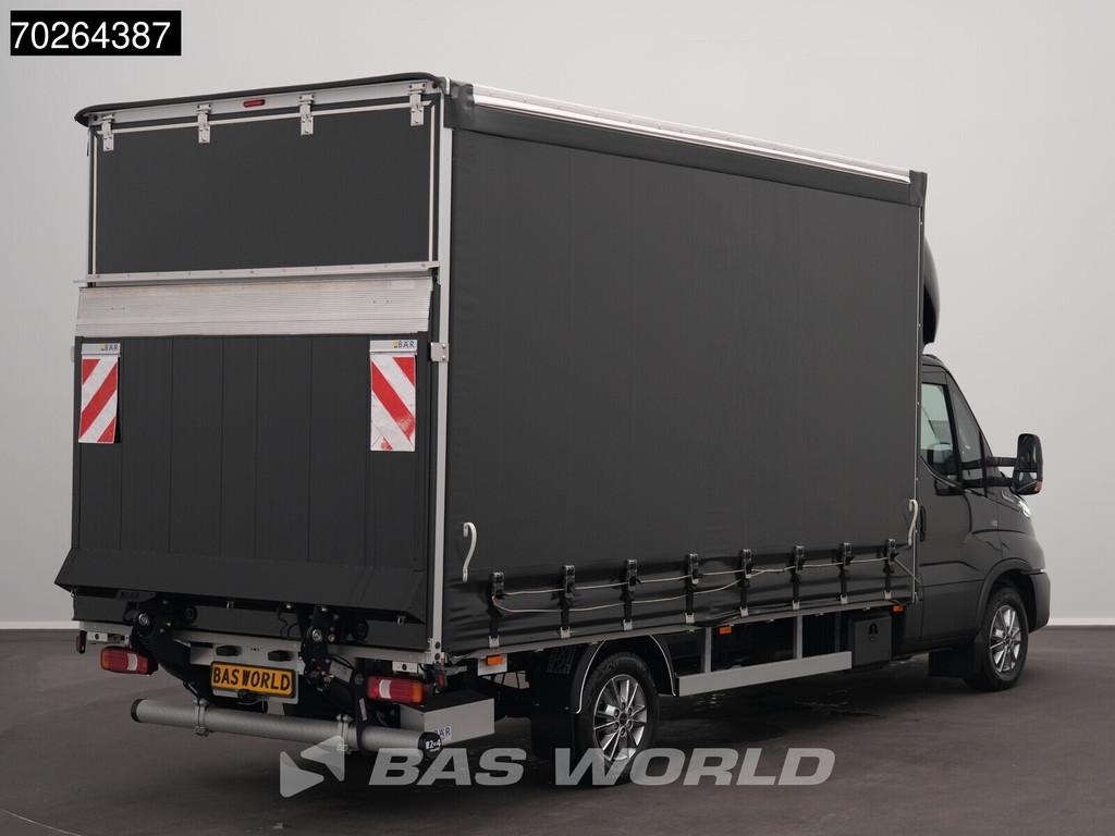 Iveco Daily 35S18 BPM VRIJ! 3.0L 180PK Automaat Schuifzeilen, Auto's, Automaat, Stof, Euro 6, 4 cilinders