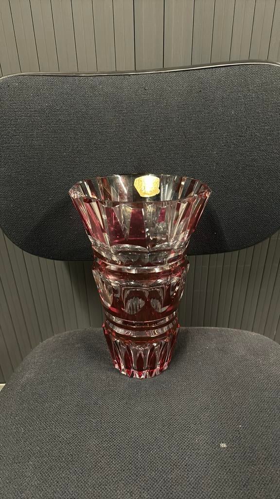 Vase val st Lambert, Enlèvement