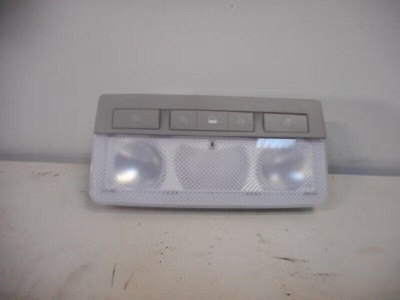 BINNENVERLICHTING VOOR Opel Zafira Tourer (P12), Bahnhofsplatz 65423 Rüsselsheim am Main, DE, Gebruikt, Opel, Opel Automobile GmbH