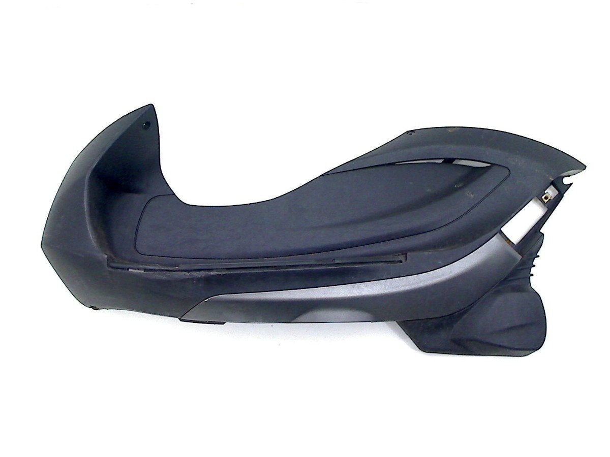 INFERIEUR CARENAGE GAUCHE Piaggio Beverly 350 2017-2020 IE, Motos, Dhr. S. di Majo, Utilisé, Info@cama-motorparts.nl, P.J. Troelstraweg 8 8
3144 CX  MAASSLUIS, NL