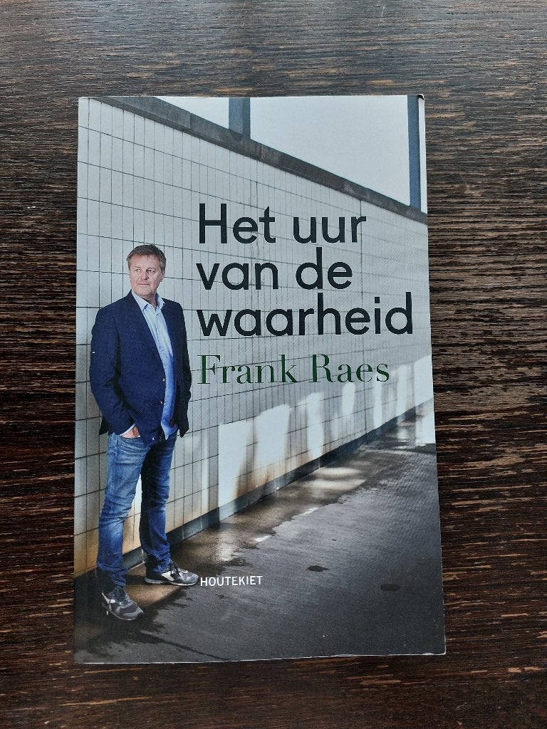 Livre : L'heure de vérité, Enlèvement ou Envoi, Utilisé, Frank Raes, Sport de ballon