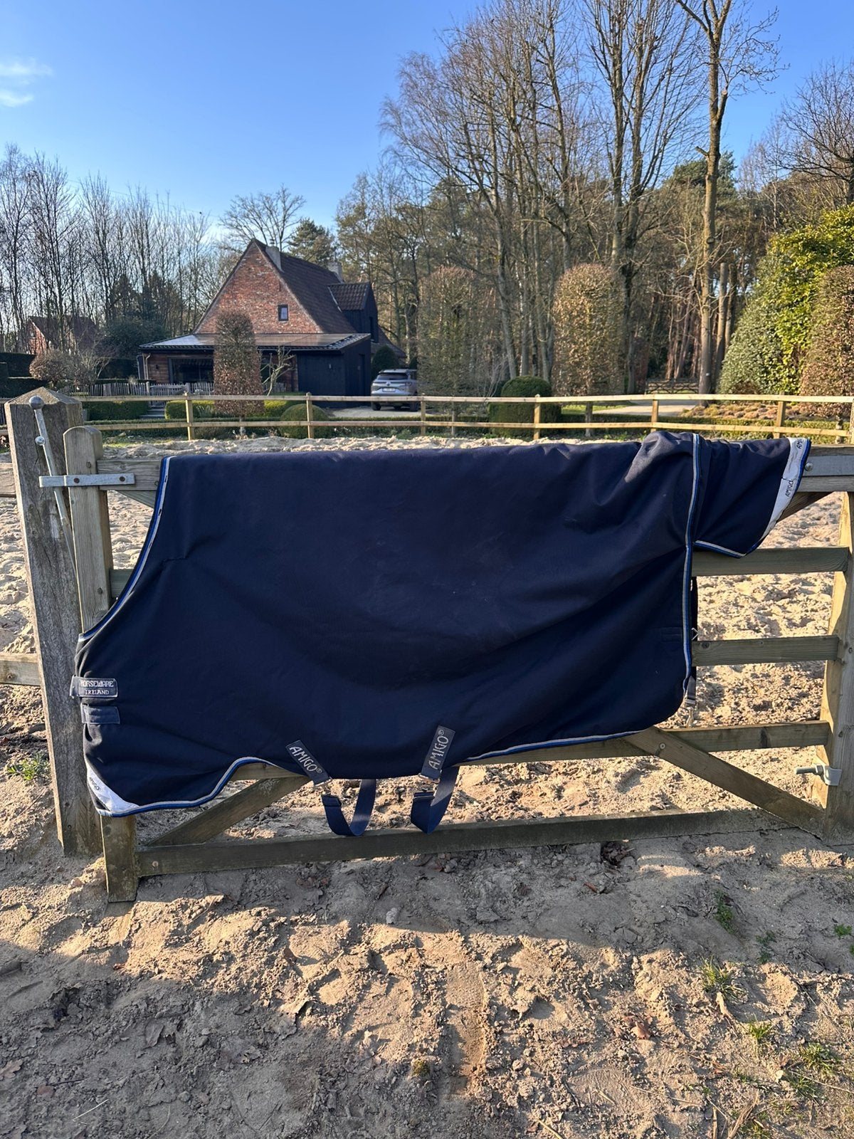 Amigo bravo turnout medium + nekstuk, Ophalen of Verzenden, Zo goed als nieuw, Deken, Amigo