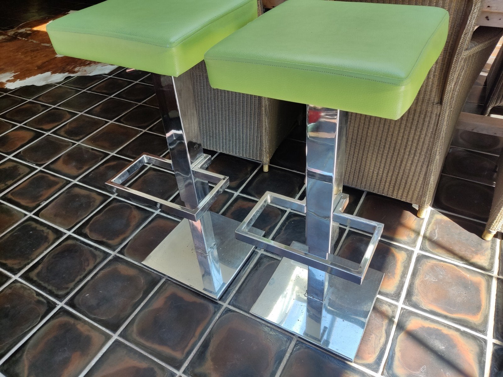 2 retro/vintage/design jaren'70/80 barkrukken, Huis en Inrichting, Barkrukken, Ophalen