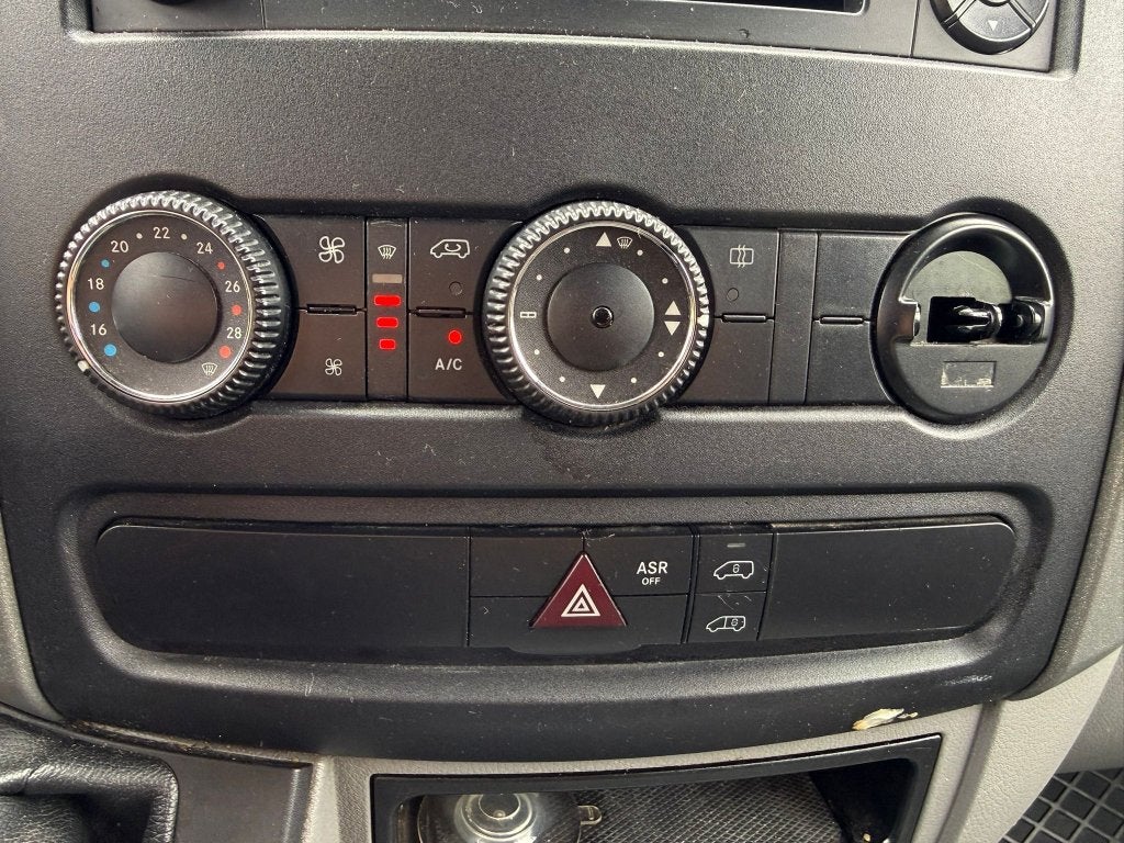 Mercedes-Benz Sprinter 313 (Stock ID 84921) — 21
