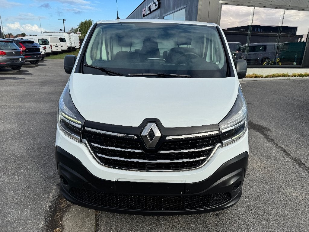Renault Trafic 2.0 L2 lange versie 1st eig ohboek, Auto's, Bestelwagens en Lichte vracht, Voorwielaandrijving, Dealer onderhouden