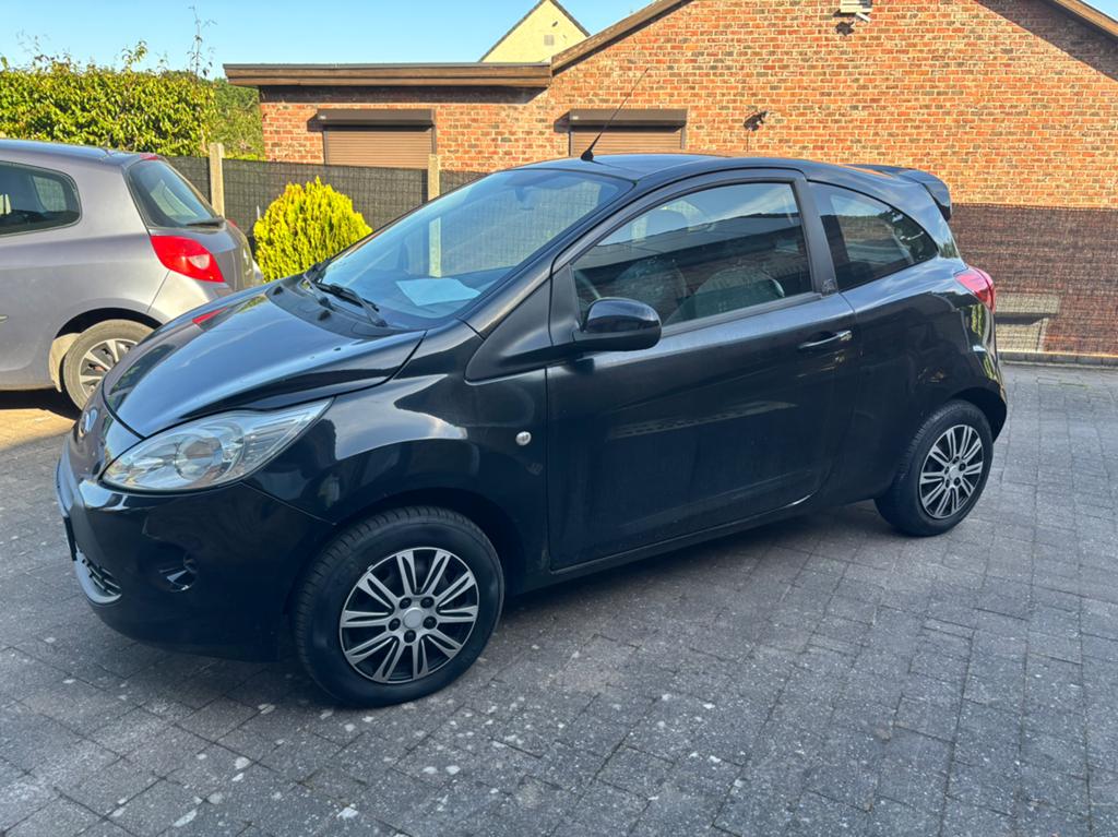 Ford 1.0 benzine gekeurd voor verkoop, Auto's, USB, Euro 5, Stof, Zwart