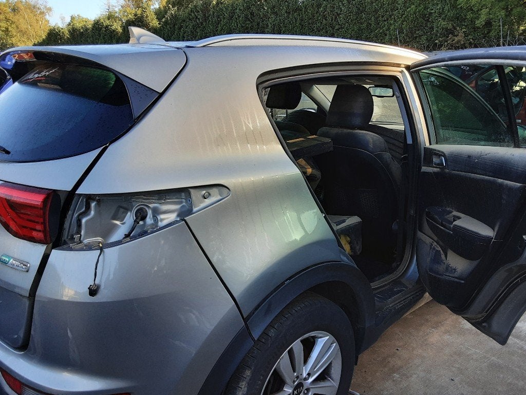 SPATBORD RECHTS ACHTER Kia Sportage (QL) (01-2015/09-2022), Auto-onderdelen, Carrosserie, Spatbord, Kia, Achter, Rechts, Gebruikt