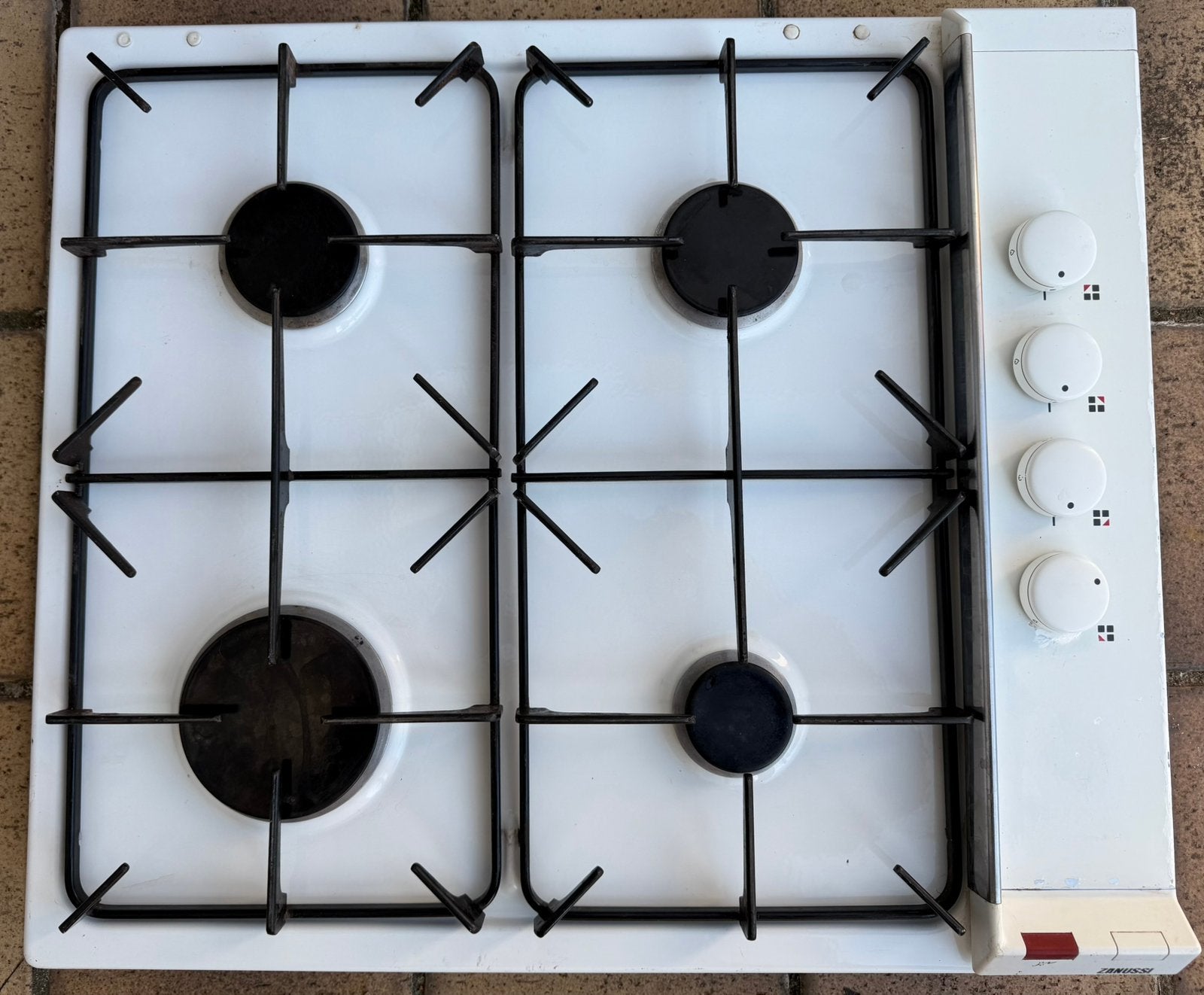 Taque de cuisson au gaz Zanussi allumage piezzoélectrique, Electroménager, Enlèvement, Comme neuf