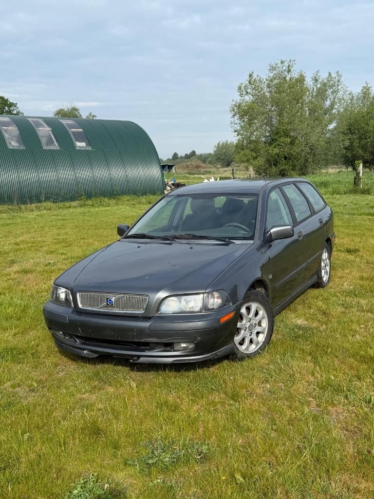 Volvo V40, Autos, 75 kW, Achat, Boîte manuelle, 5 portes
