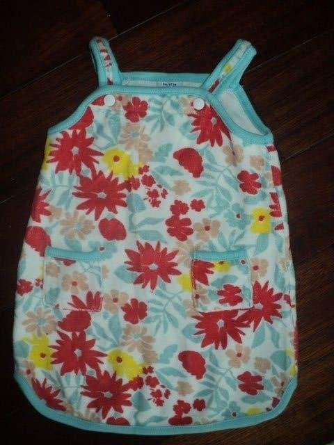 petit bateau ,une robe +une salopette d'été t. 6 mois, Enlèvement ou Envoi