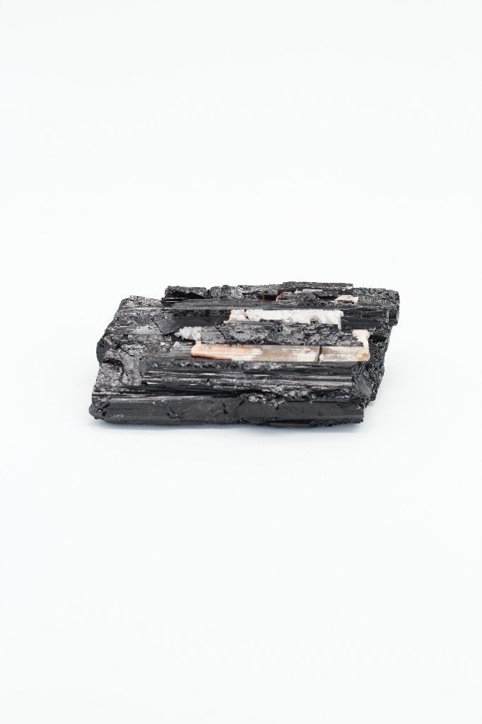 Tourmaline noire brute 9cm (TO020), Enlèvement ou Envoi, Neuf, Noir, Moderne