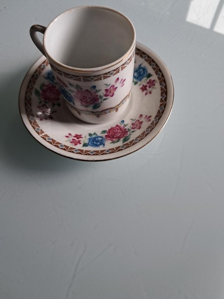 Oud thee of koffietassen en bordjes, Ophalen, Aziatisch, Zo goed als nieuw, Kop(pen) en/of Schotel(s)