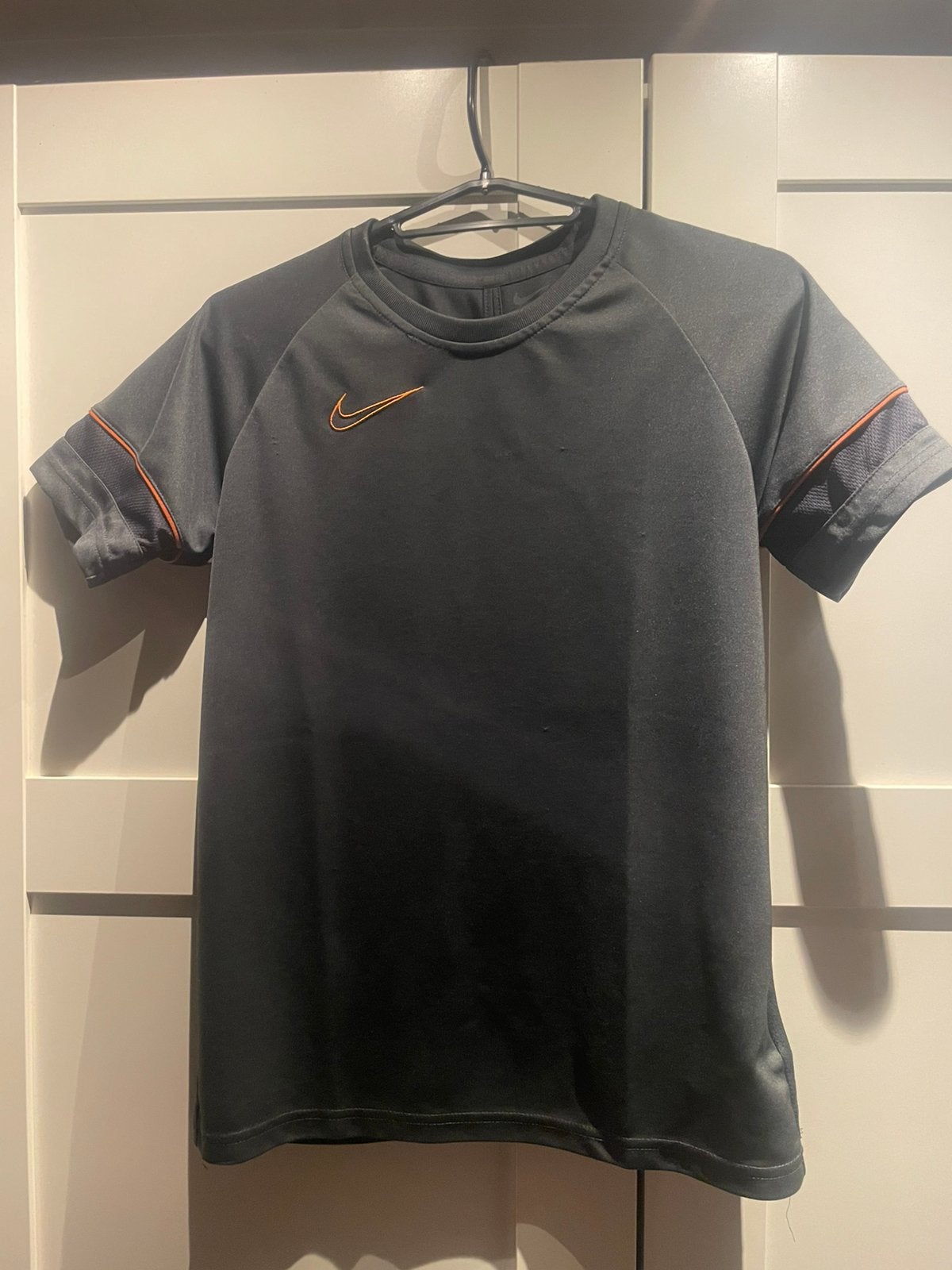 Maillot nike running, Vêtements | Hommes, T-shirts, Enlèvement ou Envoi, Comme neuf