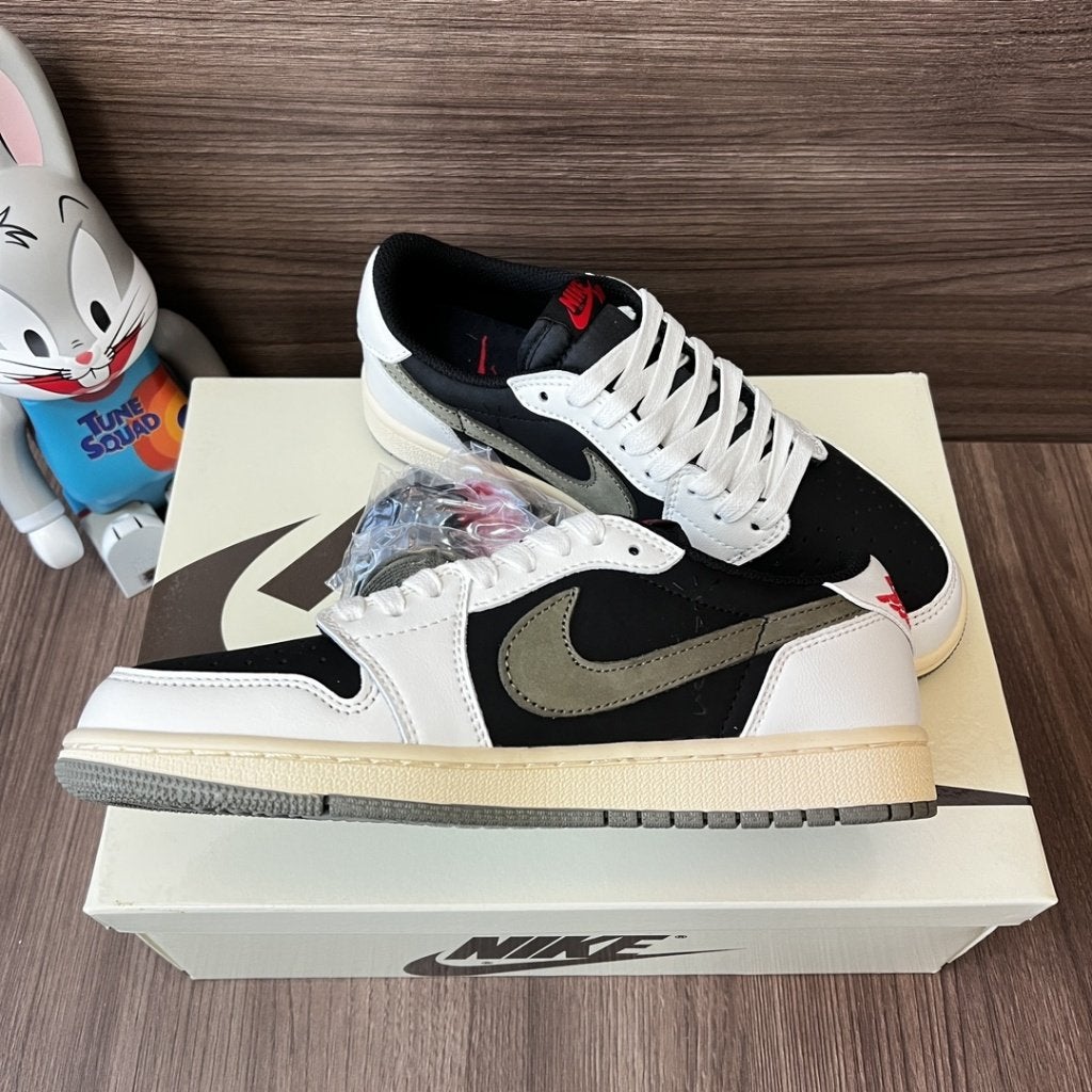 Nike Air Jordan 1 Low Travis Scott Medium Olive, Envoi, Neuf, Autres couleurs, Baskets