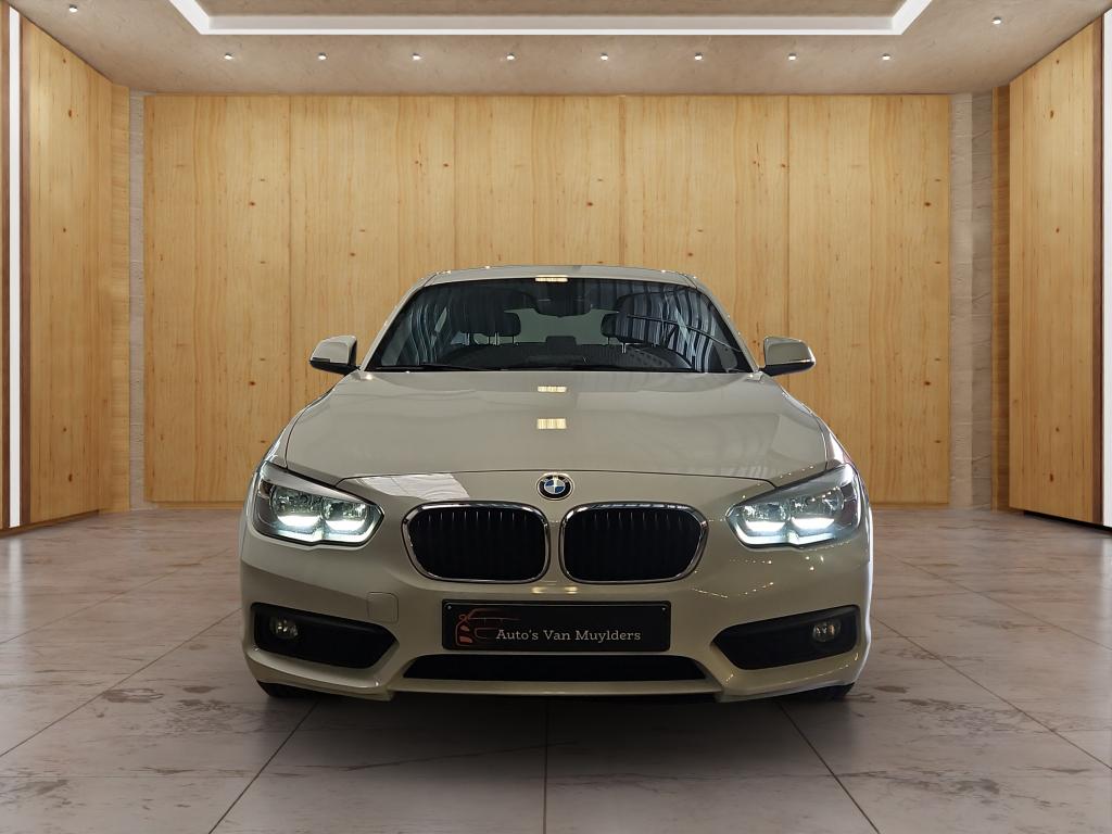 BMW 116i 109ch  12 mois de garantie !, Autos, Achat, Entreprise, Boîte manuelle, Entretenue par le concessionnaire