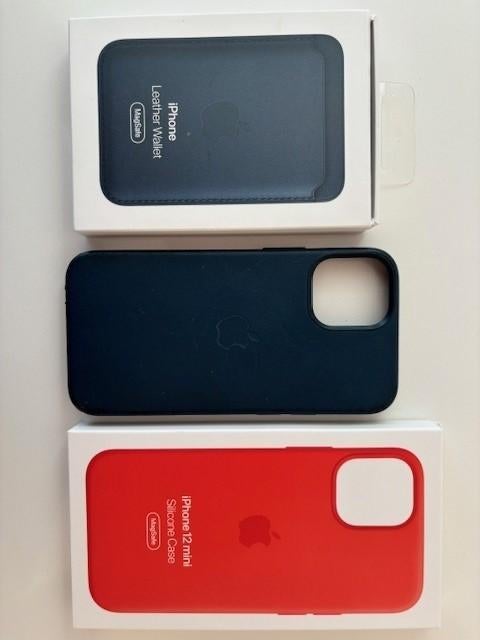 2 Apple Backcovers voor iPhone 12 Mini + leder kaarthouder, MagSafe, Hoesje of Tasje, Ophalen of Verzenden, Zo goed als nieuw