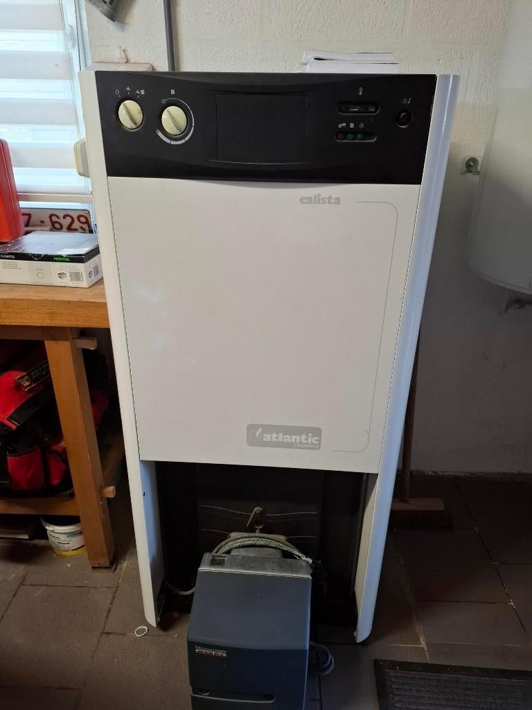 CHAUDIERE A MAZOUT, Bricolage & Construction, Enlèvement, Utilisé