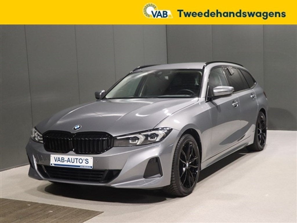BMW 318   i A touring, Automaat, Zwart, Bedrijf, 5 deurs
