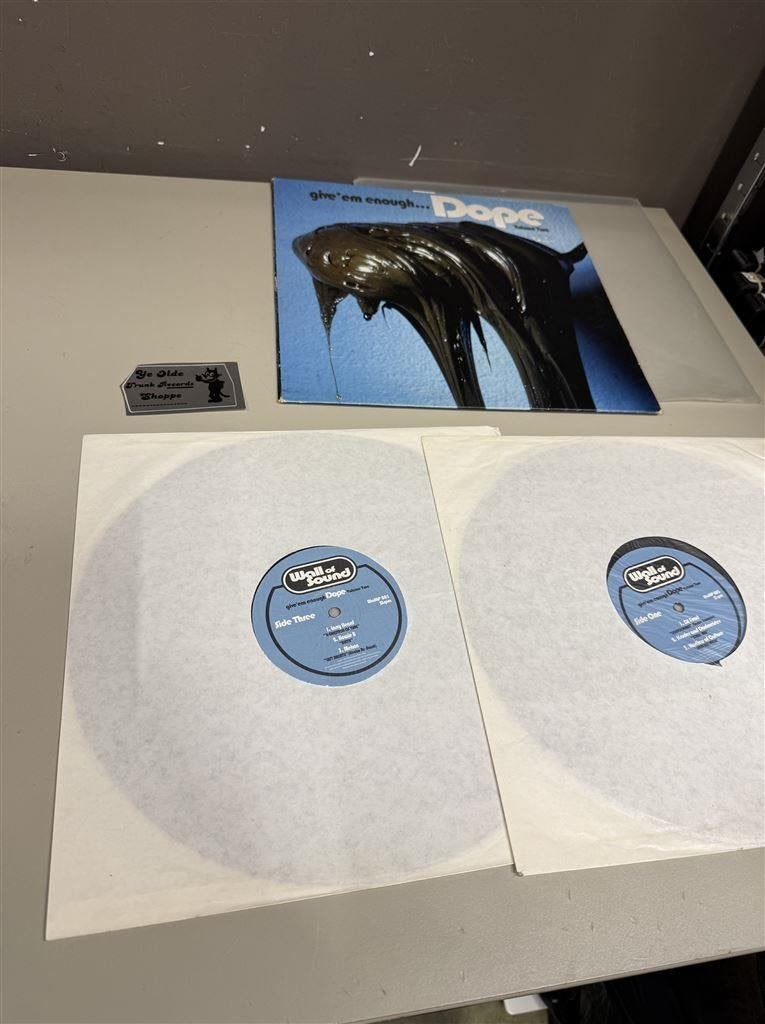 Give em enough dope Vol 2 - Dubbel vinyl LP, Ophalen of Verzenden, Zo goed als nieuw, LP