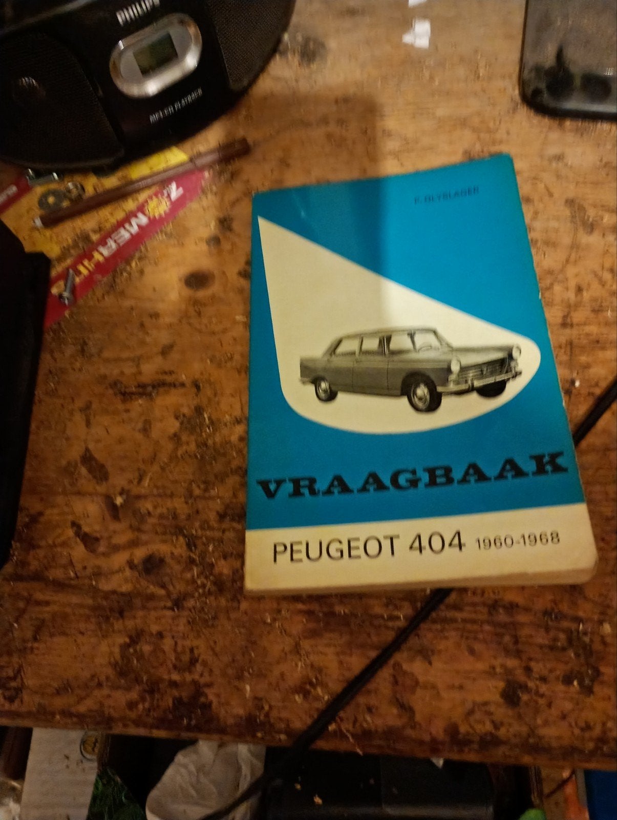 Nederlands talige vraagbaak Peugeot 404, Ophalen of Verzenden