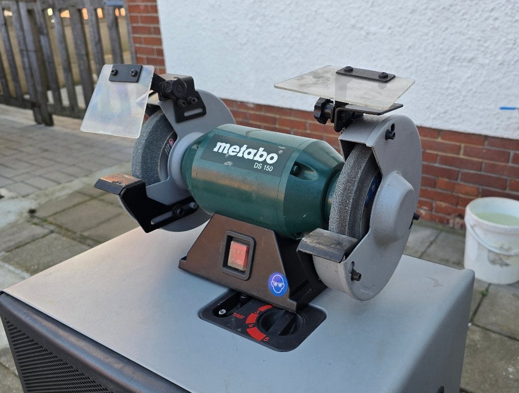 Metabo ds150 dubbele slijpmachine, Doe-het-zelf en Bouw, Ophalen of Verzenden, Zo goed als nieuw, Minder dan 700 watt, Werkbankslijpmachine