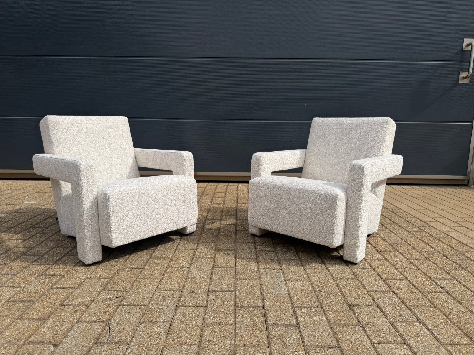 2x Cassina Utrecht chair Beige bouclé, Rietveld. ÉTAT NEUF !, Enlèvement ou Envoi, Sede artifort b&b italia knoll vitra togo eames flos cor edra