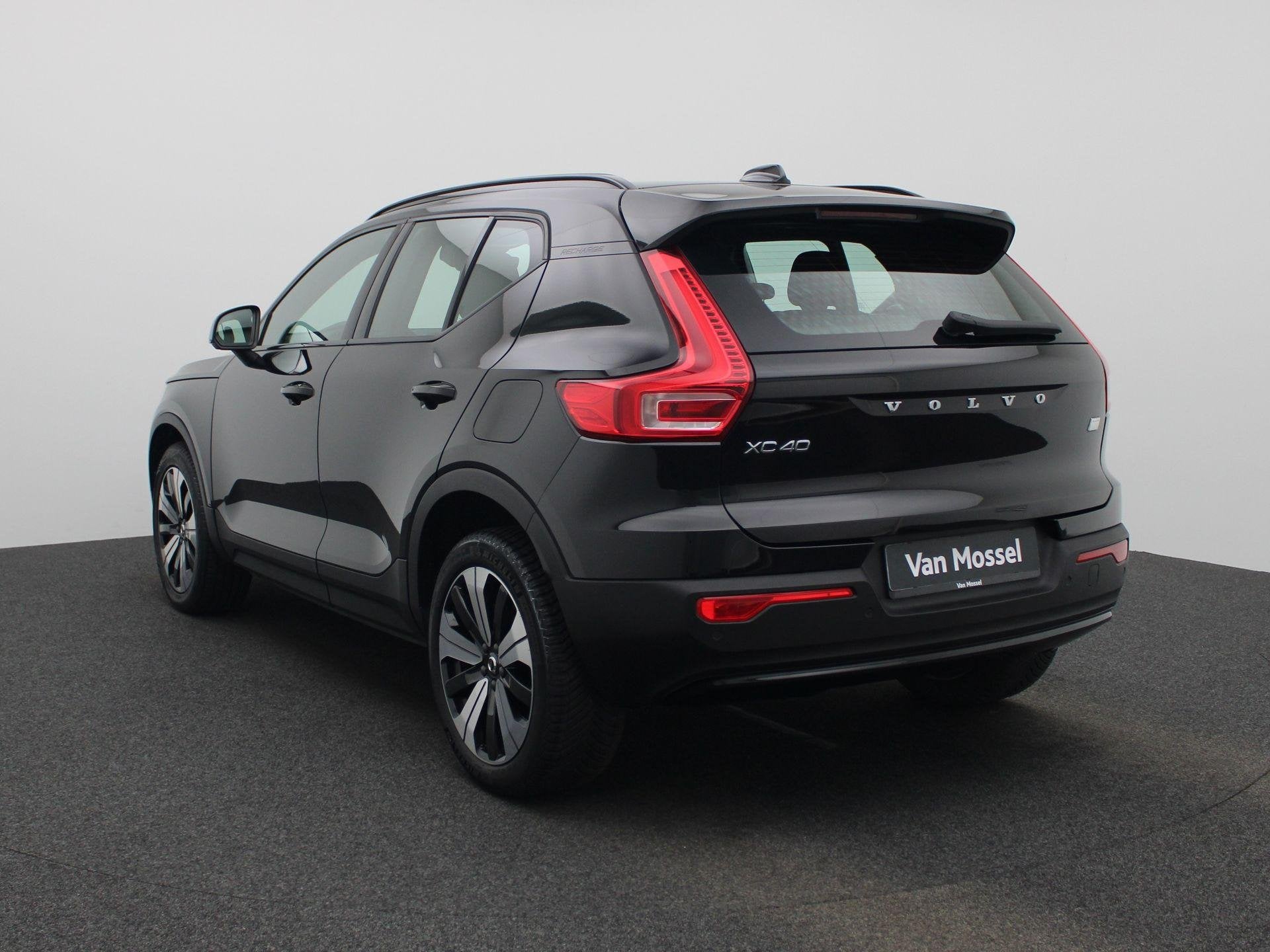 Volvo XC40 Recharge Core 94,1% SOH |, Auto's, Stof, Gebruikt, 5 deurs, https://public.car-pass.be/vhr/6138c458-31e0-4b06-9f0f-ecb050a2f849