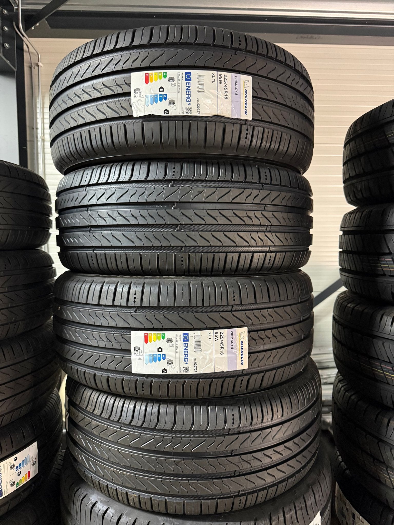 Nieuwe set 4x 225/45/18 Michelin Primacy 5 zomerbanden, Auto-onderdelen, Banden en Velgen, 18 inch, -, -, Nieuw