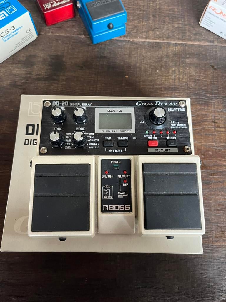 Boss dd20 giga delay, Musique & Instruments, Effets, Enlèvement ou Envoi, Comme neuf