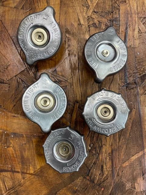 KTM 250-450-520 5 bouchons de radiateurs (occasion)