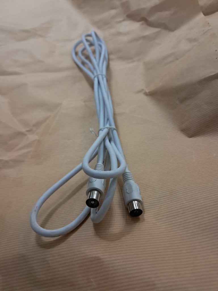Coaxkabel 2,50 m, mannelijk naar F, dubbel afgeschermd koper, Audio, Tv en Foto, Audiokabels en Televisiekabels, Ophalen, Nieuw