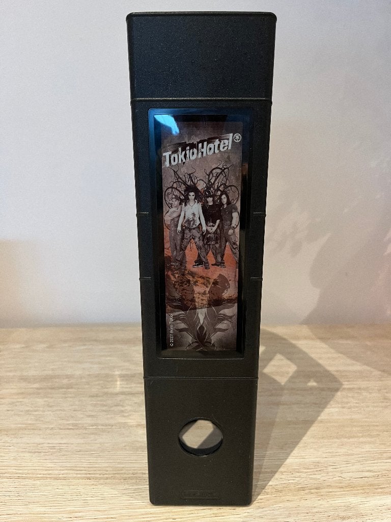 Tokio Hotel Herlitz vintage tijdschriftenhouder - merch, Ophalen of Verzenden, Gebruikt