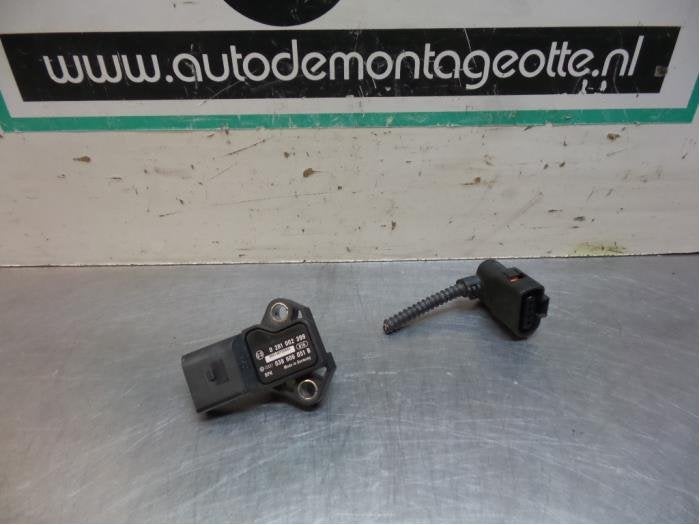Carte capteur (tubulure d'admission) d'un Volkswagen Caddy (, Volkswagen, -, 3 mois de garantie, Utilisé