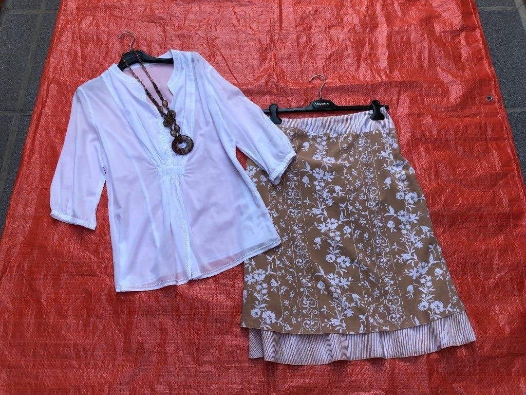 Pakket rok met witte blouse voor 5€, Kleding | Dames, Dames-kledingpakketten, Ophalen, Gedragen, Maat 38/40 (M)