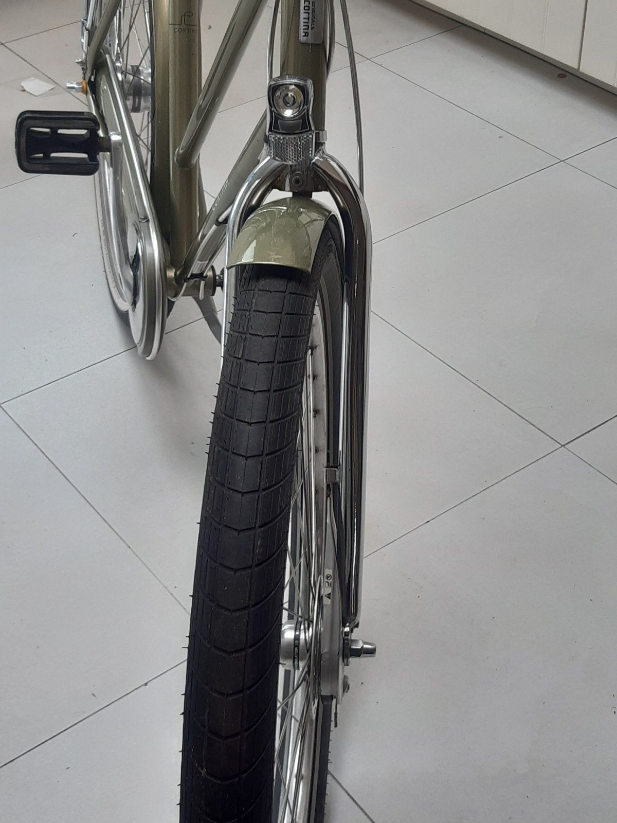 Zeer mooie..cortina..damesfiets, Versnellingen, Zo goed als nieuw, Trommelrem, Ophalen