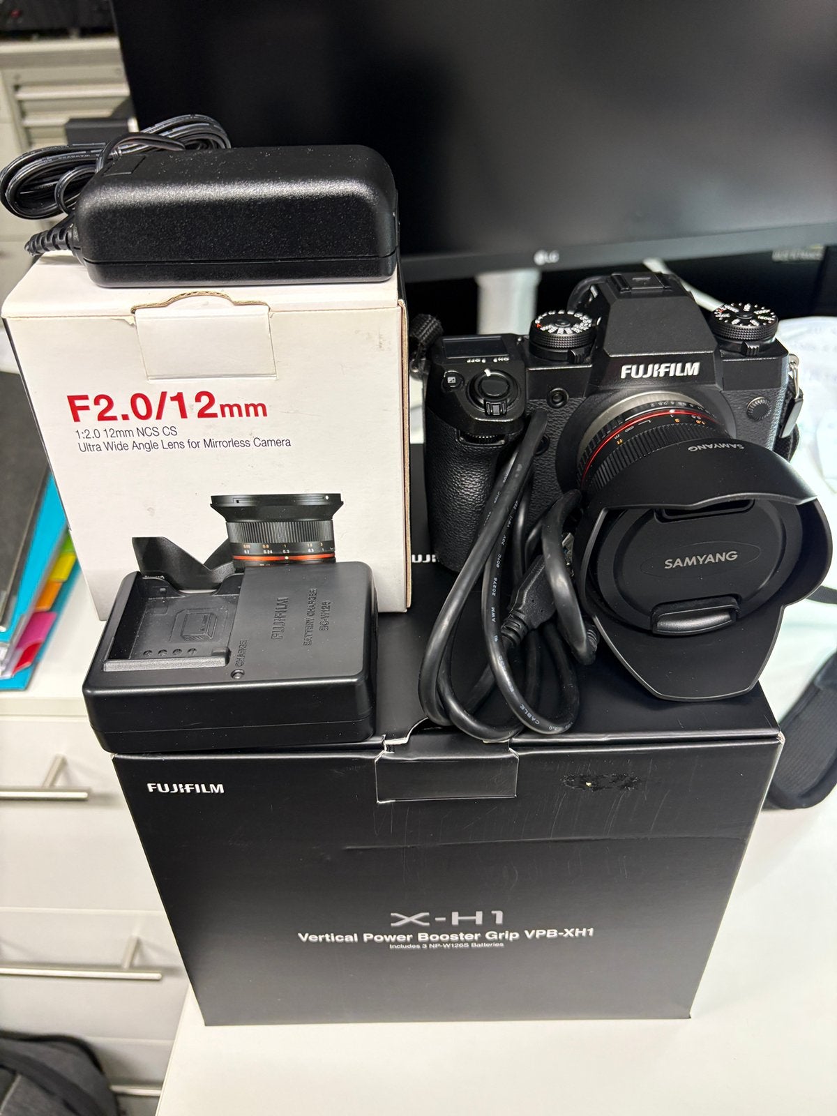 Fujifilm X-H1, TV, Hi-fi & Vidéo, Appareils photo numériques, Écran inclinable/pivotant, Utilisé, Autres types, Fujifilm